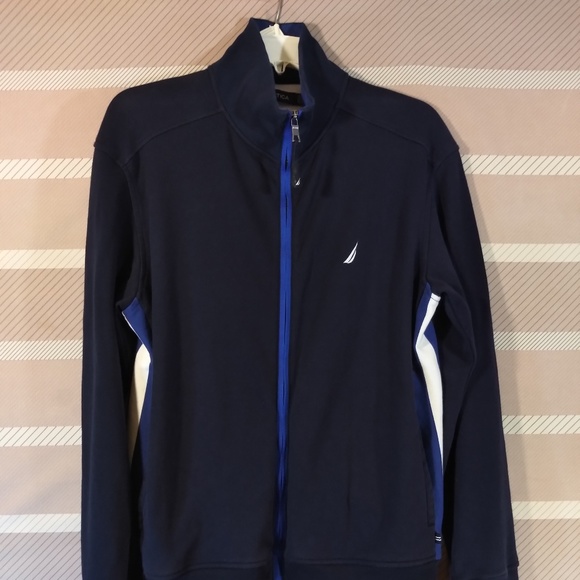 Nautica Full ZipTrack Jacket, Like New. 100% Cotton. - Picture 8 of 8
